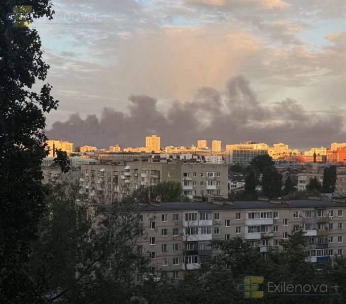 «Привіт» від ЗСУ: вночі в Ростовській області горіла нафтобаза, а в Саратові — один із найстаріших НПЗ росії (фото, відео)