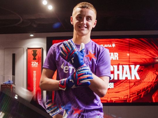 Український воротар перейшов у клуб з Ліги чемпіонів за 5 мільйонів євро (фото)